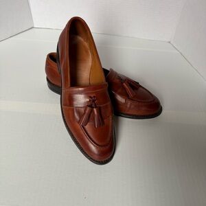 Ellen Edmonds Newport Brown Tassel Loafers Size 9